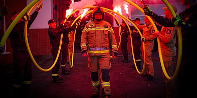 Takich strażaków się nie zapomina! Od pierwszego wezwania do ostatniego...-84293