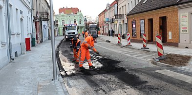 Kolejowa odcięta od świata, korki murowane. Wielki...-84725