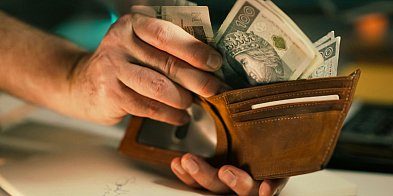 Nie wszyscy mogą sobie pozwolić. Niektórzy planują wydać mniej niż 100 zł...-85358