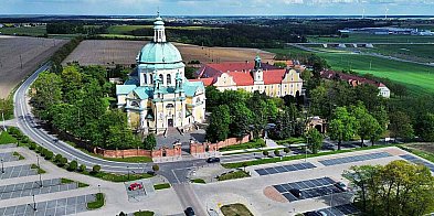 Planują dorzucić się do prac przy bazylice. Taka...
