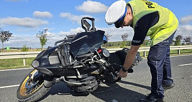 Nie żyje 42-letni motocyklista. Do tragedii doszło na zjeździe-82855