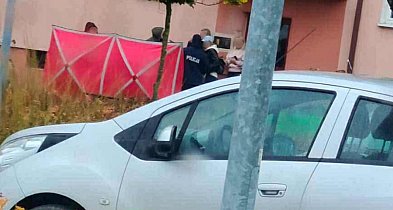 Poranny dramat na osiedlu. Policja wyjaśnia okoliczności śmierci kobiety-83907