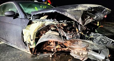 Auto skasowane! Po zderzeniu z ciężarówką,19-letni kierowca BMW...-84479