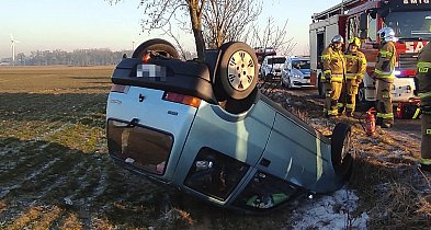 78-latek nie opanował auta. Wszystko wskazuje na to, że jechał za szybko