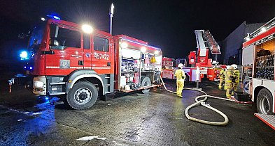 Pożar w zakładach mięsnych. Akcja gaśnicza trwała ponad sześć godzin.