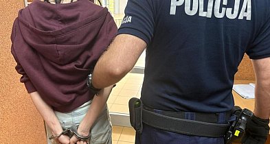 Tego nie przewidziała. Wzywając policję zapomniała, że sama jest ścigana...