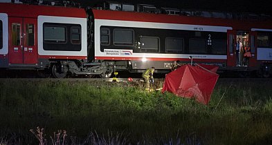 Młody mężczyzna pod kołami pociągu. Przeżył dramatyczne zderzenie