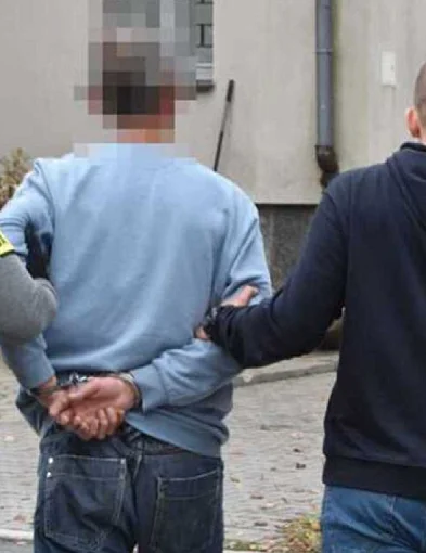 Wyszedł z więzienia i zaatakował. Usłyszał zarzut usiłowania...-83727