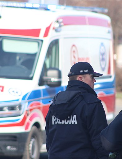 Dramat na targowisku. 71-latek nagle upadł, jego serce przestało bić-84755