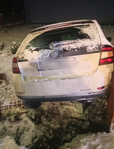 To nie musiało się tak skończyć! Kierowca najpierw uciekł, potem wrócił...-86473