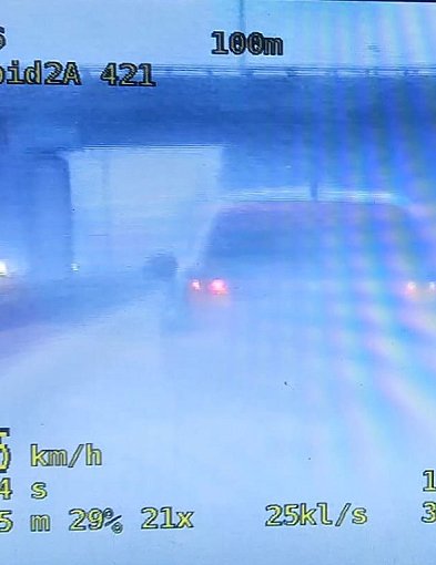 Rzęsisty deszcz i 170 km/h na liczniku, bo...spieszył się do domu-86779