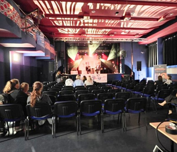 Kryminalny Magiel. Piknik, pokazy, a na koniec gala podsumowująca konkurs...-82699