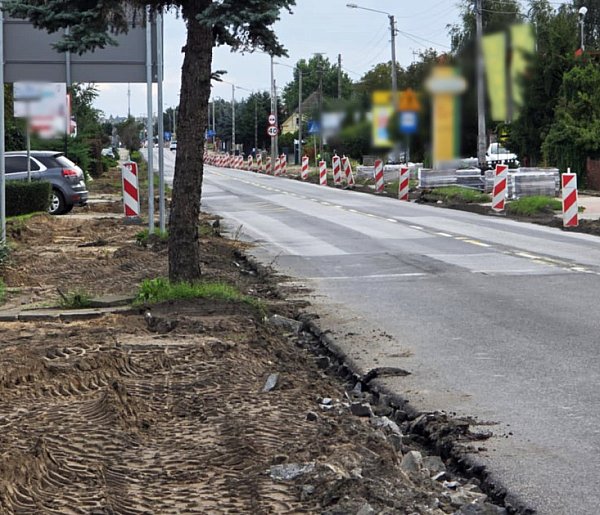 Czytelnicy alarmują! Którędy mamy chodzić? Nie chcą wybierać między...-82796