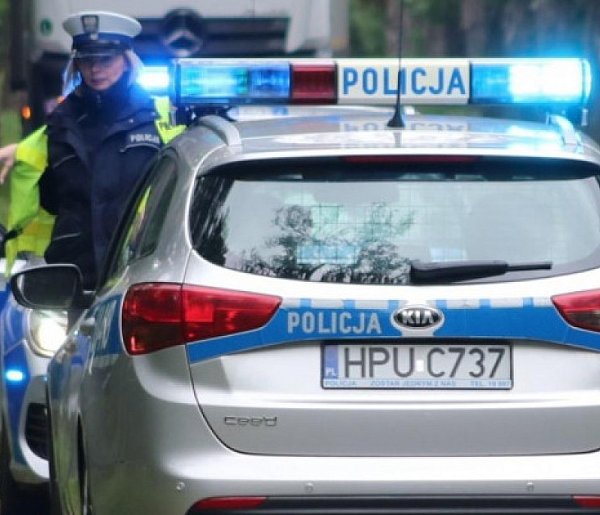 To co zrobiła mrozi krew w żyłach! Nawet policjanci przecierali oczy ze zdziwienia-83505