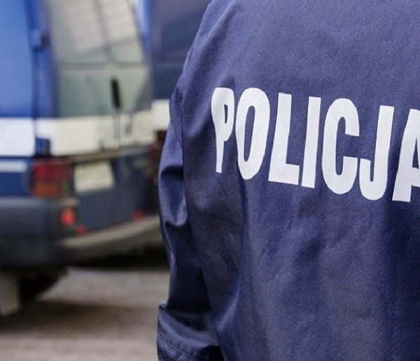 Gostyńska policja dementuje plotki o nocnych "zamieszkach” na Pożegowie...-83925