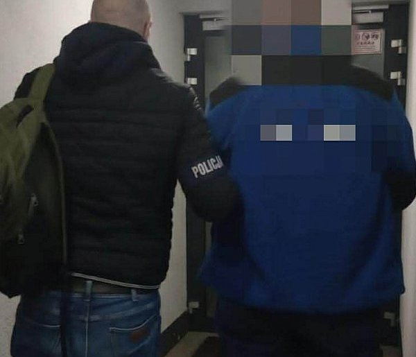 Dwa dni typowali i sprawdzali miejsca, gdzie mogą przebywać. Wpadło osiem osób!-84818