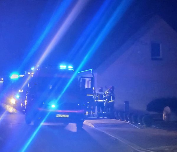 Długo walczyli o jego życie. Strażacy prowadzili reanimację do przyjazdu karetki-84836