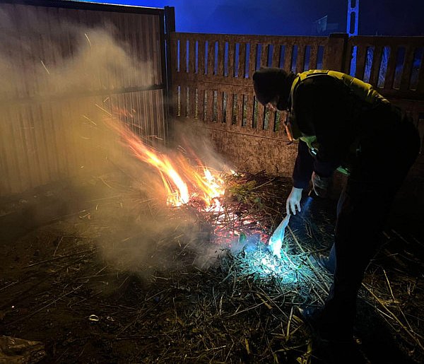 Złapani na gorącym uczynku. Myśleli, że Straż Miejska o tej godzinie nie pracuje-84975
