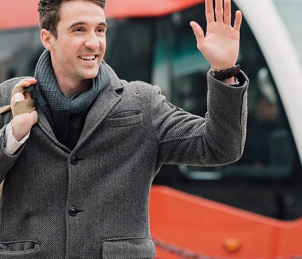 Tak trudno powiedzieć  "dzień dobry?"  Odpowiedź wydaje się oczywista, ale...-86047