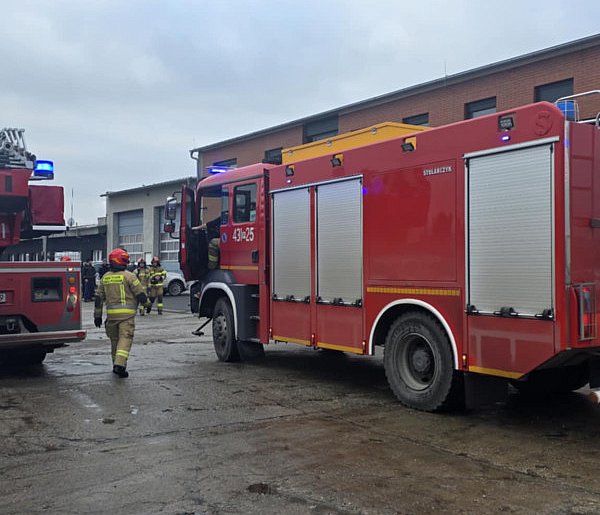 Jeden mały błąd, a konsekwencje odczuli mieszkańcy całego budynku przy ulicy...-86251