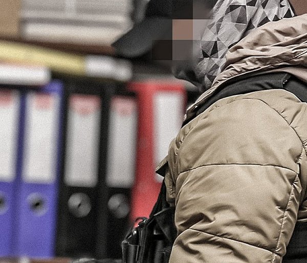 CBŚP w Gostyniu! Funkcjonariusze weszli na teren przy ul. Lipowej. Wiemy po co