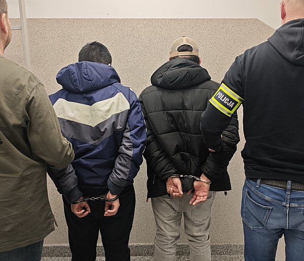 Przyjechali jako turyści, zostali na dłużej. Pracowali w lokalnej firmie, gdy...