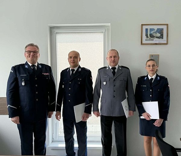 Nowy naczelnik, nowy zastępca i awans. Komendant nie szczędził im pochwał
