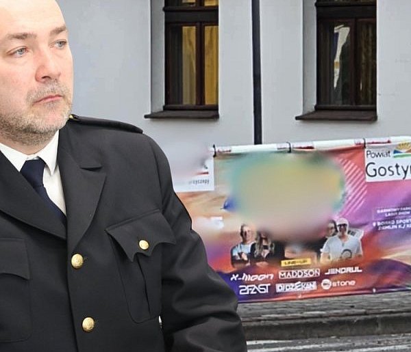 Potańcówka "z mandatem! W tle logo Powiatu. Teraz już wiedzą, że nie można...