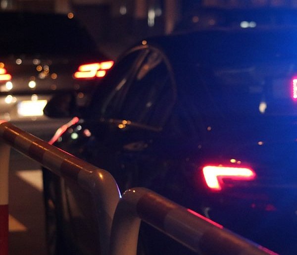 Lepiej stracić minutę w życiu niż życie w minutę. Chyba nie znali tego powiedzenia