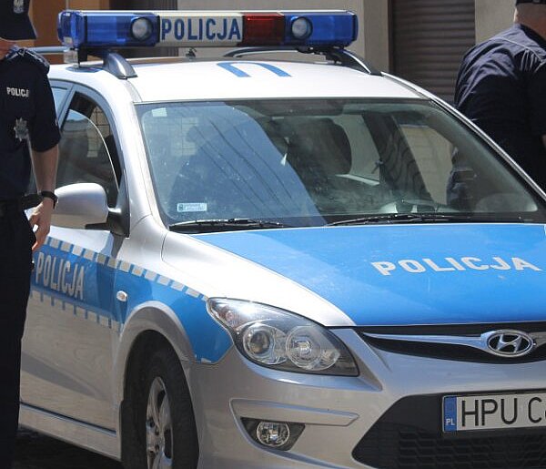 Jeden telefon zmienił bieg sprawy. Ktoś go dostrzegł, gdy szedł polną drogą