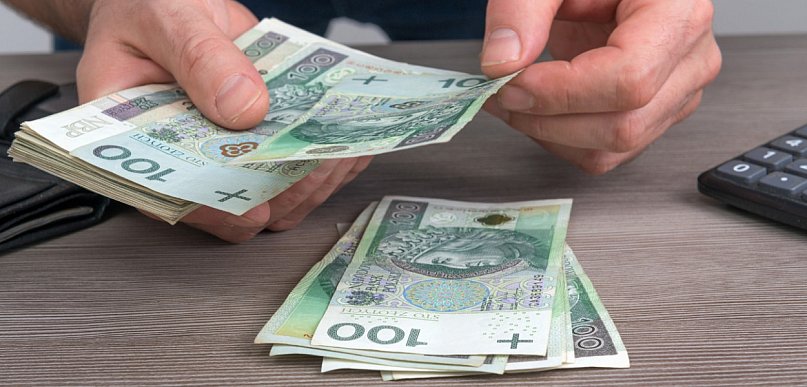 Ferie coraz bliżej. Wiemy, na ile gmina wyceniła jeden dzień pracy opiekunów...