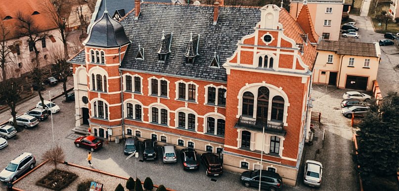 Powiat rozliczył nauczycieli. Średnia, to blisko 11 tys. Nie będzie więc dodatku