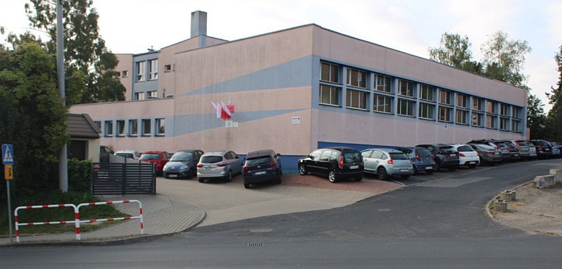 Krok po kroku, piętro po piętrze... A co z prywatną stołówką? Mamy odpowiedź...