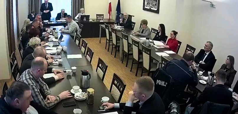 Kilka minut i po sprawie! Procedura ruszyła. Większość za likwidacją...