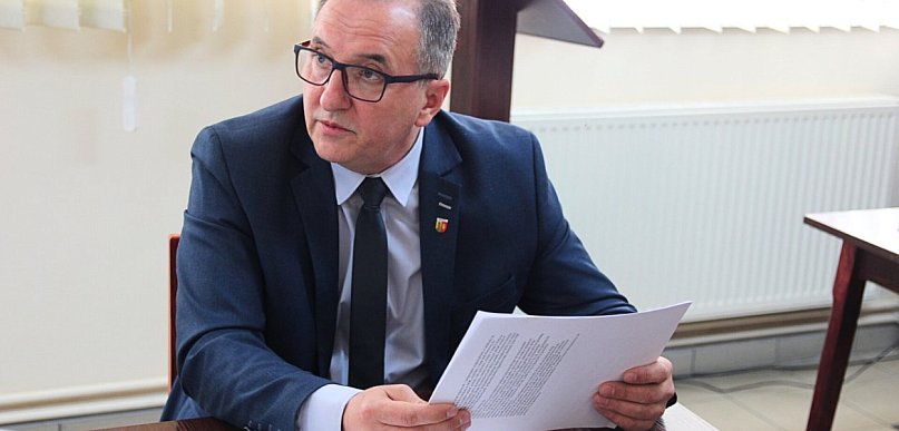 Negocjacji nie było. Ile chcieli, tyle dostali. Wójt nie szczędził im pochwał