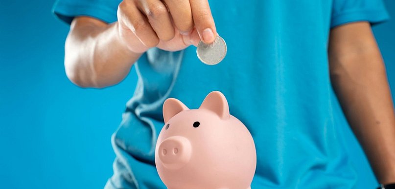 Dlaczego budowanie nawyku odkładania pieniędzy jest ważniejsze niż