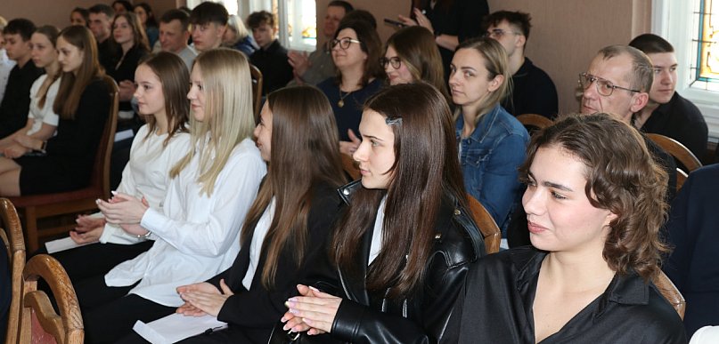 Rekordowe rozdanie! Na zajączka, po 2 tysiące złotych na głowę, ale... Nie od razu