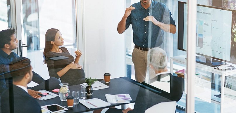 Faktoring pełny czy niepełny – który wybrać dla swojej firmy