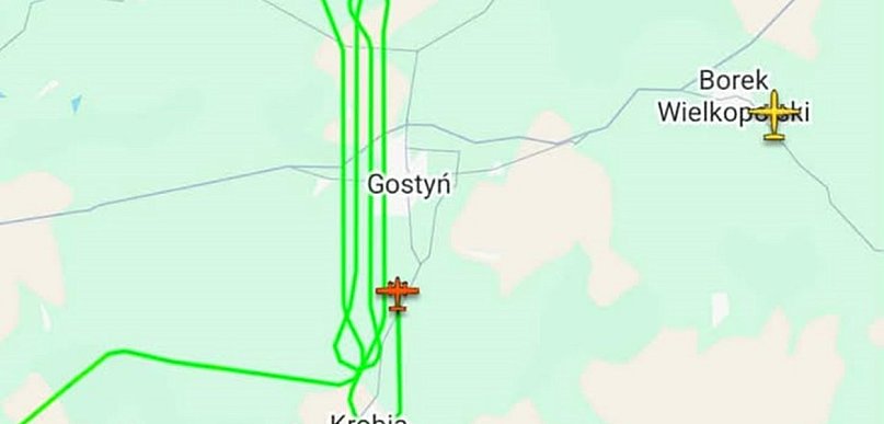 Na niebie działo się coś nietypowego. Czytelnik od razu zwrócił na to uwagę