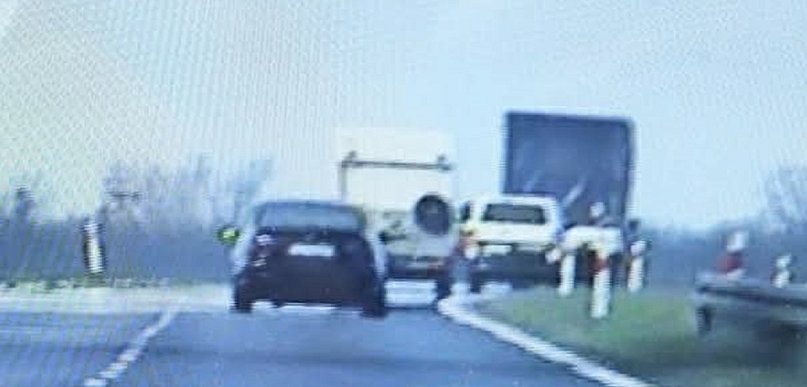 To nie mogło skończyć się dobrze. Finał tej jazdy był dla niego bardzo bolesny