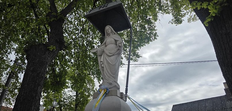 Wszyscy mówili, żeby jej nie zasłaniać, żeby była tylko na tych dwóch słupkach...