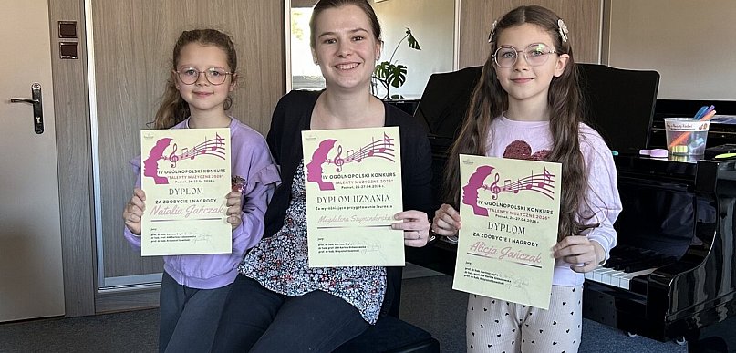 Podwójne zwycięstwo i wyróżnienie dla nauczycielki