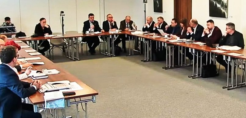 Decyzja zapadła! Czekają nas dotkliwe podwyżki... Tak postanowili  włodarze