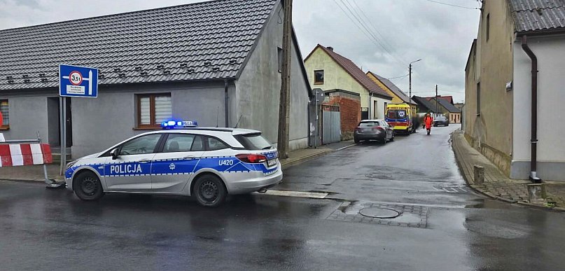 Tragiczne zdarzenie w Pogorzeli. Mężczyzna zginął na własnym podwórku...