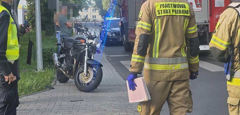 Wypadek na osiedlu Tysiąclecia w Gostyniu. Motocyklista trafił do szpitala