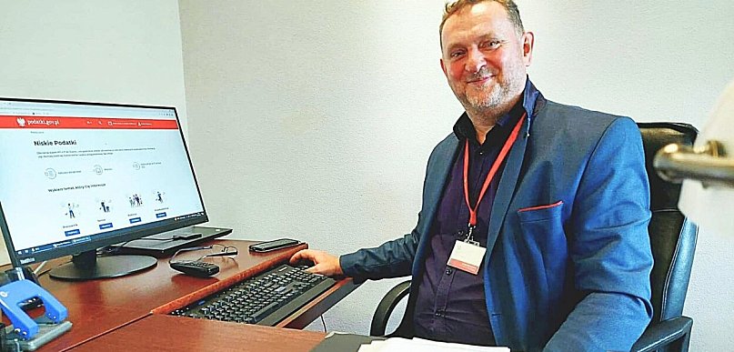 Skarbówka ujawniła kwoty! Roczny dochód jednego z mieszkańców, zwala z nóg