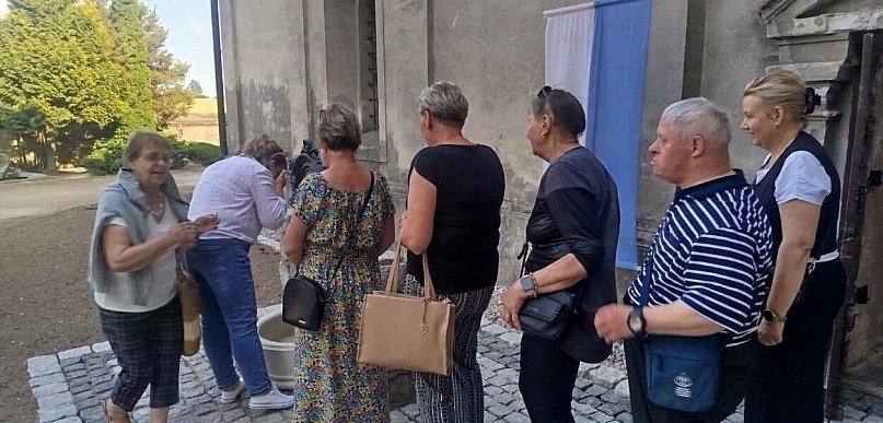 Historyczne źródło znowu ożyło! Można obmyć twarz i powierzać Matce Bożej...