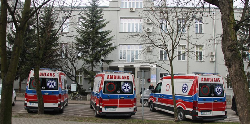Szpital "woła o pomoc". Chodzi o karetki. Znamy pierwsze reakcje samorządów... - 84095