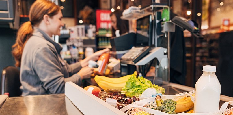 Długi weekend, długa lista zakupów... Te markety będą czynny prawie do północy - 84377