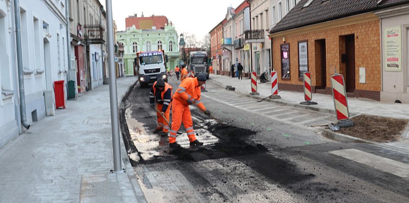 Kolejowa odcięta od świata, korki murowane. Wielki objazd przez centrum - 84725